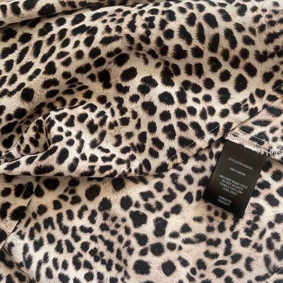 Sanctuary Sunshine Womens Off the Shoulder Leopard Print Long Sleeve Blouse Top - Picture 8 of 8